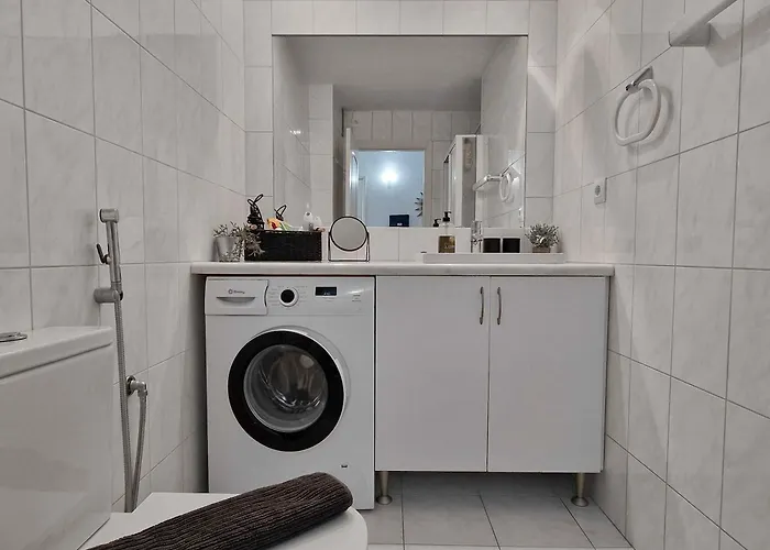 Quiet And Close To The A107 Apartment Fuengirola